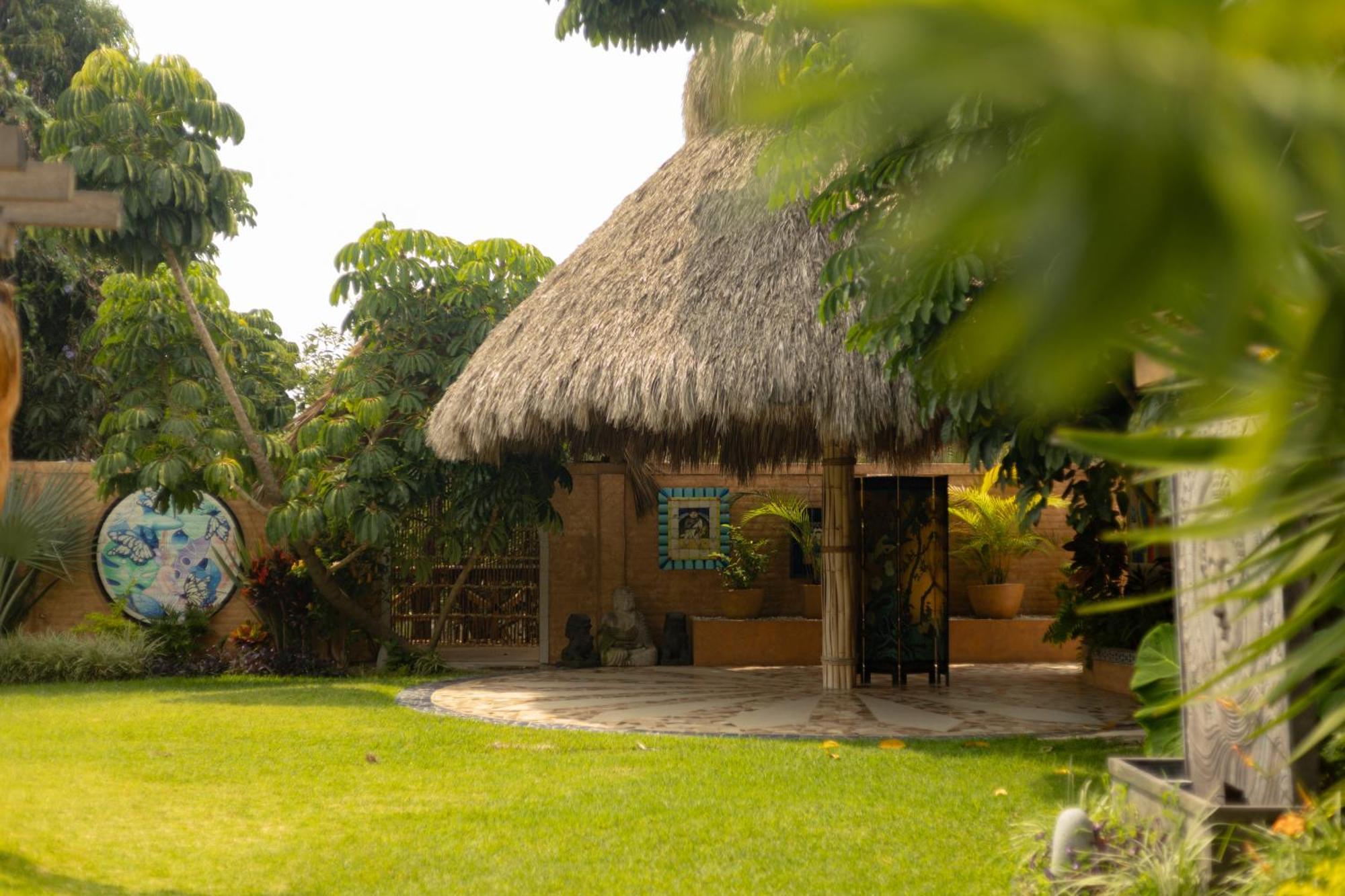 Hotel Boutique Casa Copal Ахихик Экстерьер фото