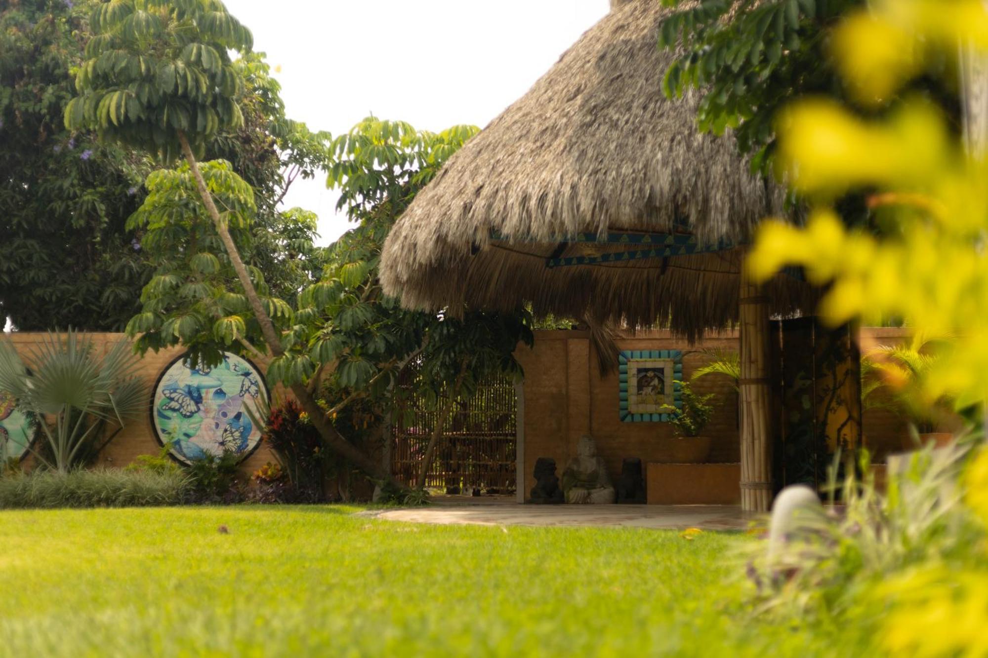 Hotel Boutique Casa Copal Ахихик Экстерьер фото